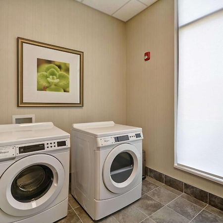 Hilton Garden Inn Gastonia Bagian luar foto