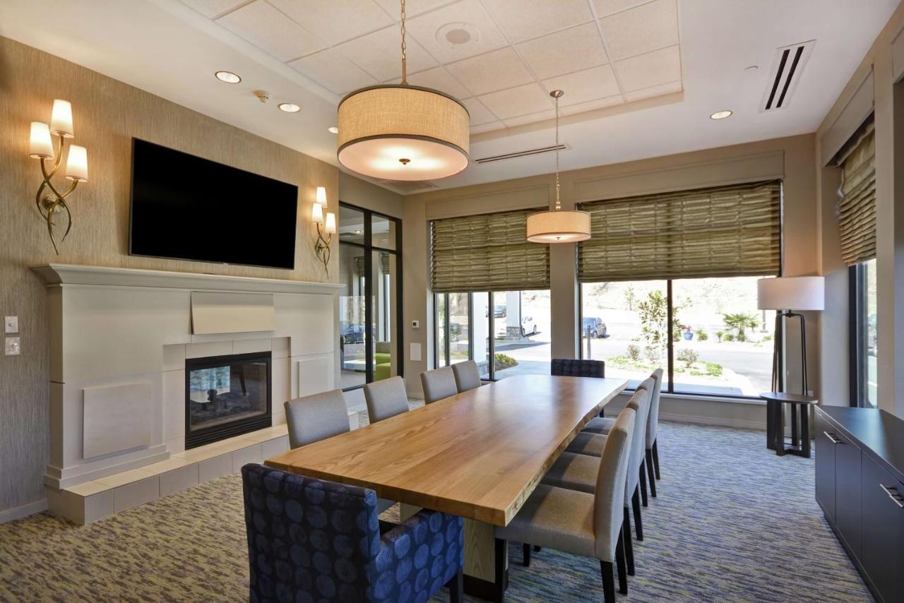 Hilton Garden Inn Gastonia Bagian luar foto