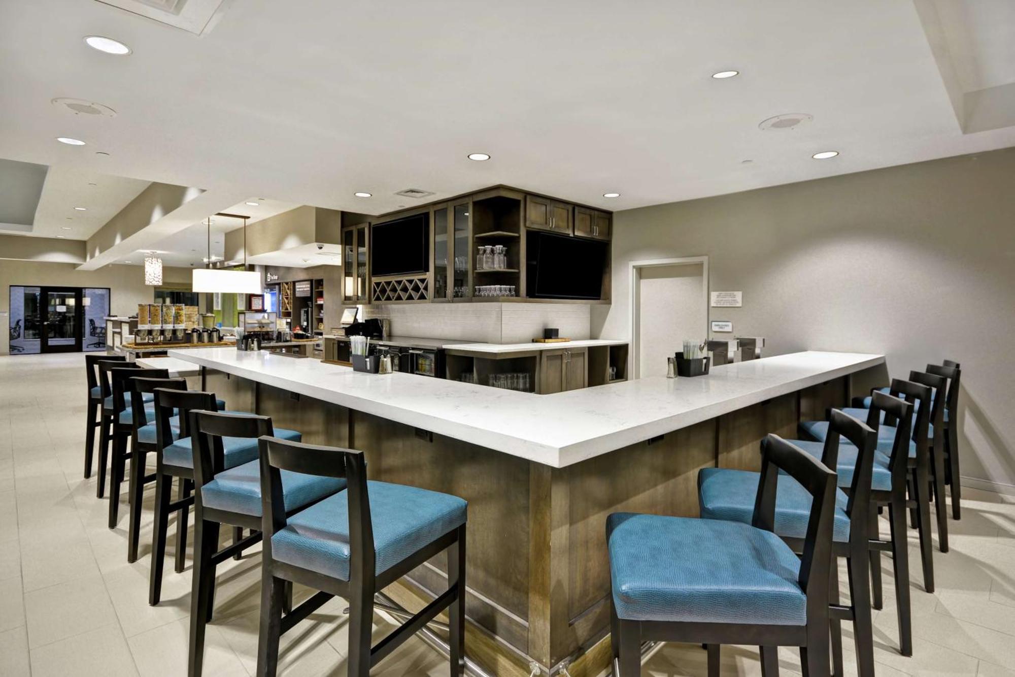 Hilton Garden Inn Gastonia Bagian luar foto